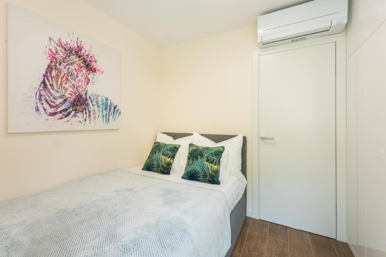 Apartment Olijfboom Dugi Rat Exteriér fotografie