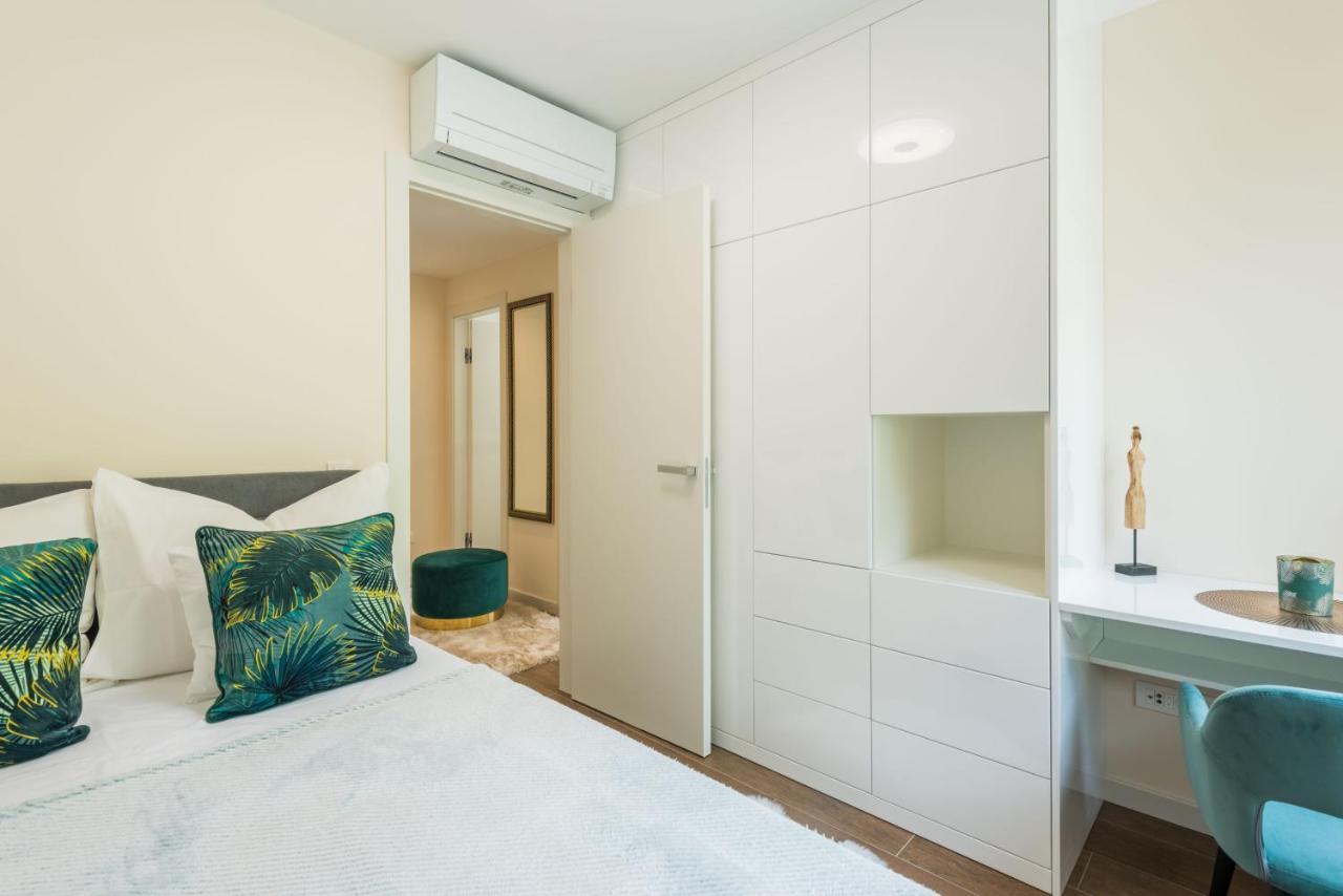 Apartment Olijfboom Dugi Rat Exteriér fotografie